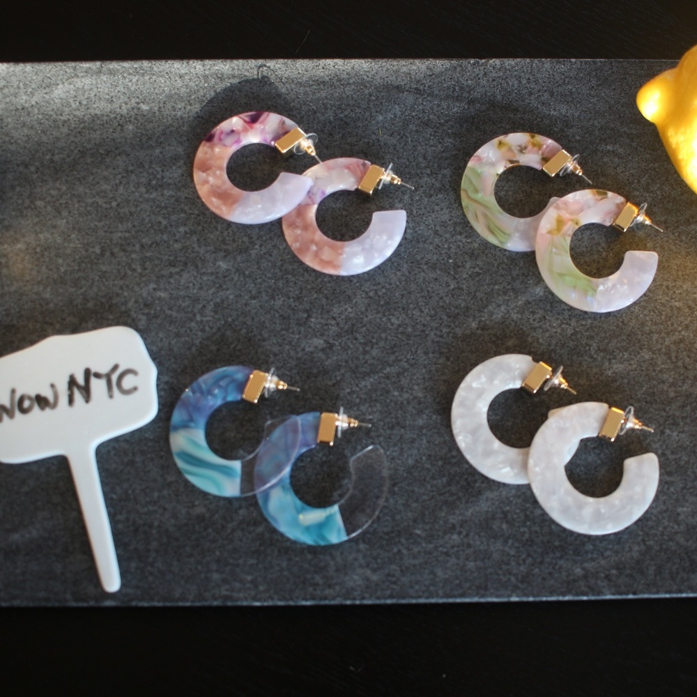 New Baublebar Yellow marble simple Hoops earrings - Picture 6 of 7